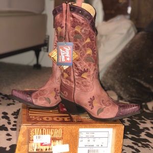 Tony Lama’s Rose Tucson Women’s Boots (NEVER WORN)